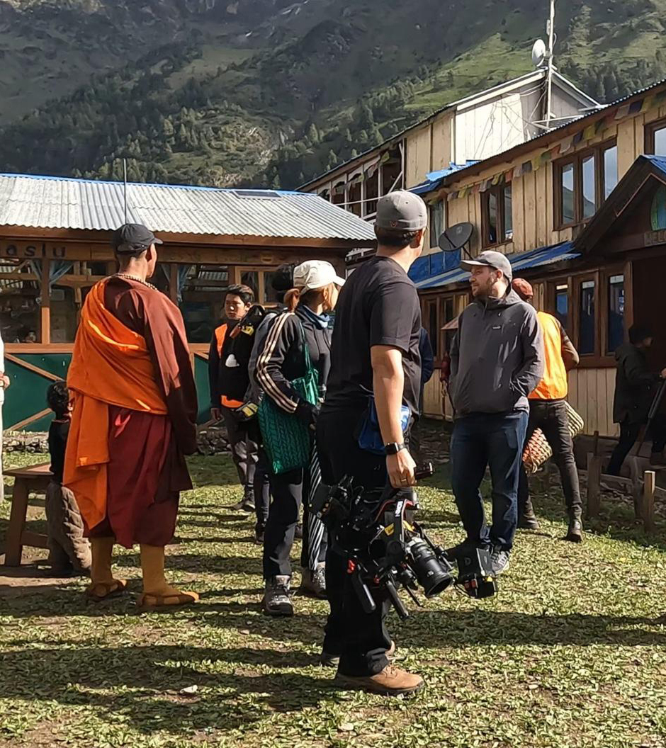 Crew & Cast Arrangement